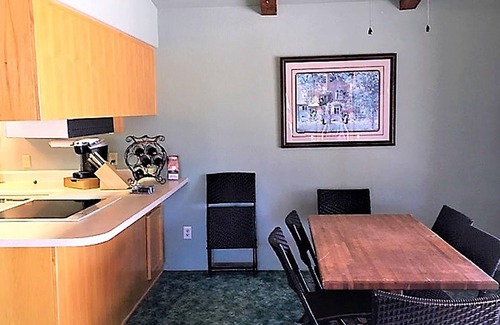 Yuma Casa | Martinez Lake - Propiedad Lakefront aislado con muelle privado y rampa para botes.