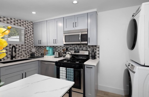 North Central Casa | ★MARVELOUS 1B1B 5MIN. DRIVE TO ROSE BOWL STADIUM★