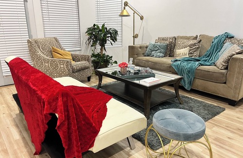 Peoplestown Casa | Marvelous 4-bedroom bungalow Near Downtown Atlanta