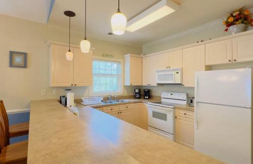Central Myrtle Beach Casa | Marvelous condo at Myrtlewood Villas