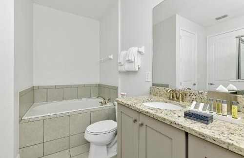 West Kissimmee Apartamento | Marvelous Home Near Disney With Private Pool And Waterpark & Resort Access At Encore Resorts Reunion - 250Cl