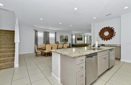 West Kissimmee Apartamento | Marvelous Home Near Disney With Private Pool And Waterpark & Resort Access At Encore Resorts Reunion - 250Cl
