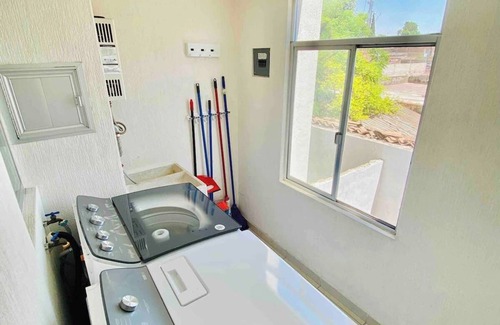 San Pedro Tlaquepaque Apartamento | Marvelous Suite for up to 8! Location!