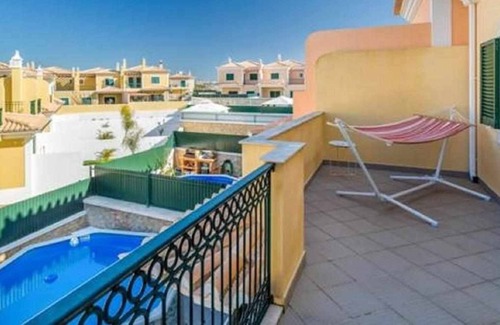 Guia Casa | Maravillosa villa relajante con piscina privada