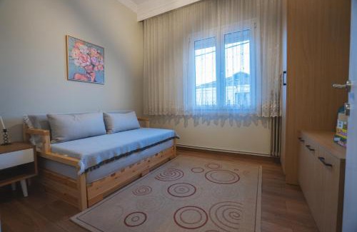 Exaplatanos Casa | Marvic House
