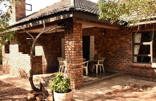 Marloth Park Apartamento | Mary B' Cottage
