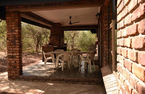 Marloth Park Apartamento | Mary B' Cottage