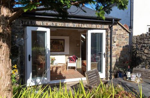 St Davids Casa | Mary Cottage