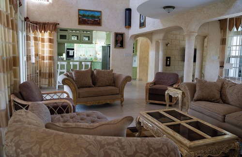 Paynes Bay Villa | Marzalea 2 bd Villa by Zenbreak
