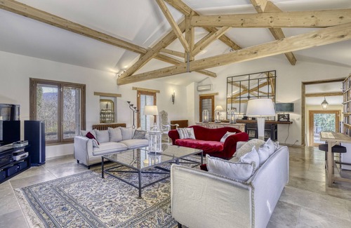 Lourmarin Otro | Mas 18ème de 400 m2 Rénové par Architecte sur 6 Ha, Village Célèbre du Luberon