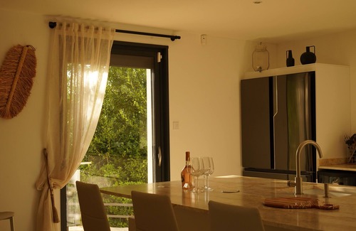 Cadenet Otro | MAS 4* PISCINE CHAUFFÉE, TERRAIN PÉTANQUE, CLIMATISATION, JARDIN 6000 M2 CLOTURÉ