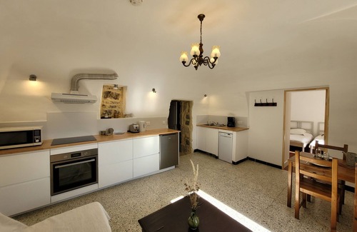 Saint-Andre-de-Cruzieres Cabaña | Gîte 3 - L'aïgo-Gîte-Estándar-Baño con bañera-Sin vista