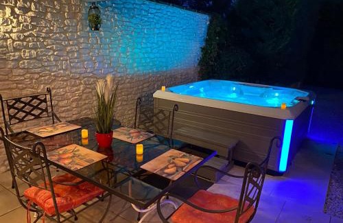 St.-Remy-de-Provence Casa | Mas Beau Soleil & Spa Cottages de Charme avec Jacuzzi&Jardin Privés