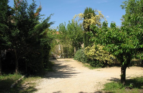 Vers-Pont-du-Gard Casa | Casa de la piscina tranquila