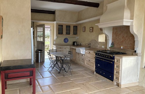 Malaucene Otro | Mas de charme in Provence with swimming pool & tennis - sleeps 10