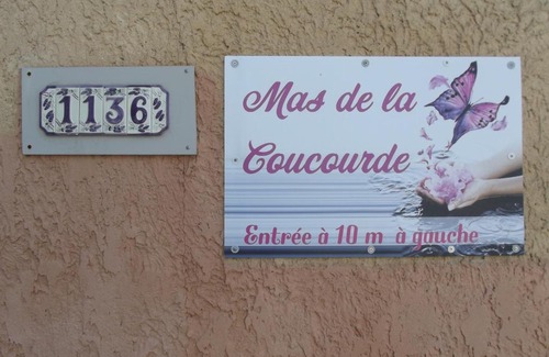 Paluds de Noves Cama Y Desayuno | Mas De La Coucourde