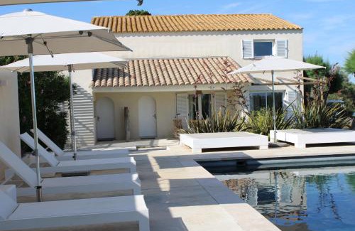 Saintes-Maries-de-la-Mer Cama Y Desayuno | Mas des Cabidoules
