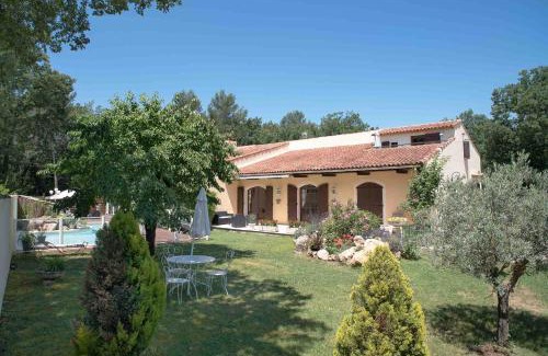 Nans-les-Pins Cama Y Desayuno | mas des sentes