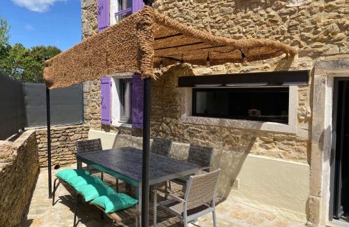 Salazac Casa | MAS ENTIEREMENT RENOVE, à SALAZAC, Le Mas des Deux Vallées, 4 CHAMBRES, 8 personnes avec Piscine privée