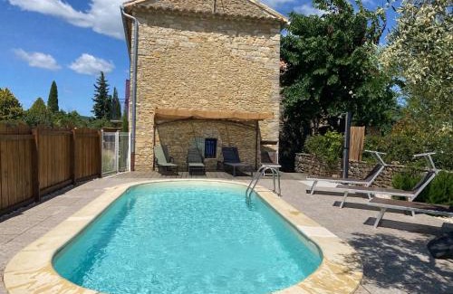 Salazac Casa | MAS ENTIEREMENT RENOVE, à SALAZAC, Le Mas des Deux Vallées, 4 CHAMBRES, 8 personnes avec Piscine privée