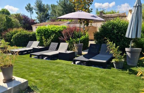 Trets Apartamento | MAS GABELYS superbe vue SAINTE VICTOIRE jardin terrasse et piscine