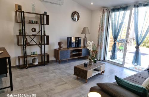 Trets Apartamento | MAS GABELYS superbe vue SAINTE VICTOIRE jardin terrasse et piscine