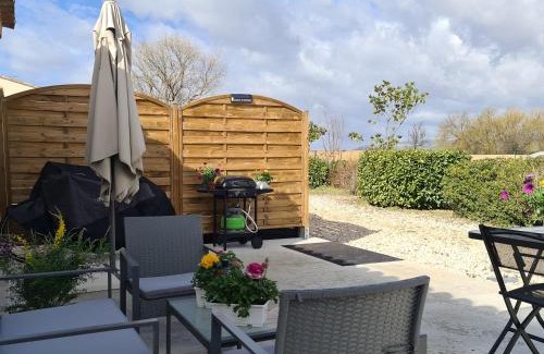 Trets Apartamento | MAS GABELYS superbe vue SAINTE VICTOIRE jardin terrasse et piscine