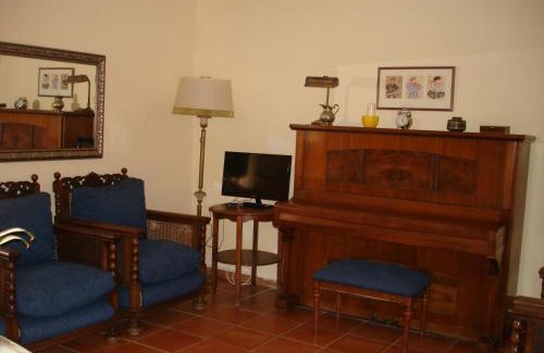 Sant Quinti de Mediona Casa | MAS GUILLO