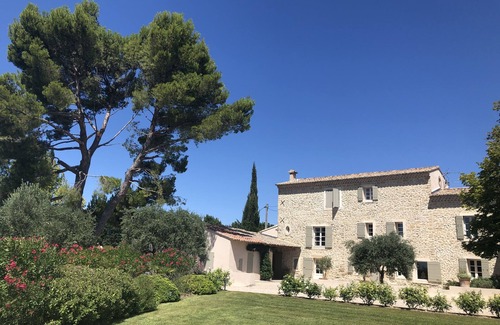 Caromb Casa | Casa de campo provenzal del siglo XIX rodeada de viñedos, 6 dormitorios, 6 baños, gran piscina