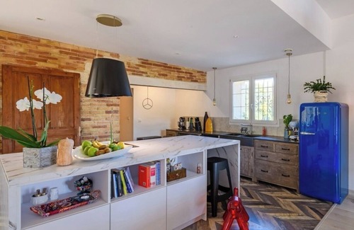 Venejan Otro | Mas provençal en pierres avec pisicine privée, jardin - ideal for family