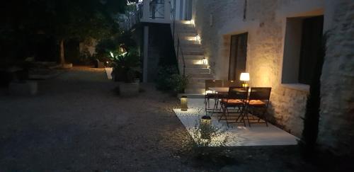 Beaucaire Casa | Mas Tareau l Authentique