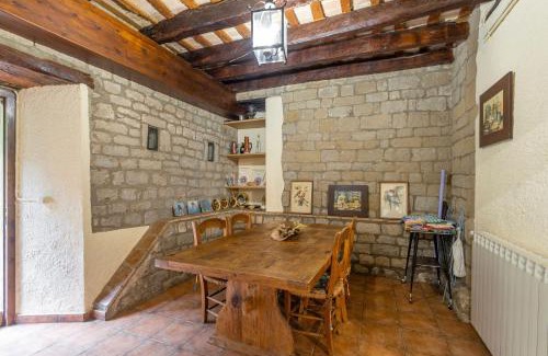 Centelles Casa | Mas Vinyoles