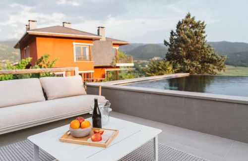 La Seu d'Urgell Apartamento | Masia Boutique con Infinity Pool