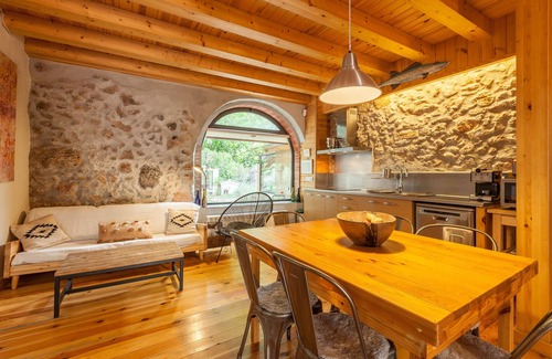 Pontons Casa | Masia Spa Can Pascol, Casa Rural Ecológica