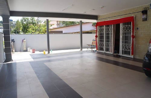 Bukit Baru Casa | Mason's Bungalow - casa de eventos / casa de familia para hasta 16+ pax