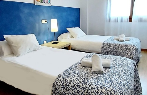 Fazouro Apartamento | Masquestar Rías Altas en Foz, vistas al mar, con piscina y parking