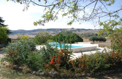 Enna Casa | Masseria Mandrascate Prato