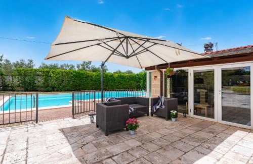 Conversano Villa | Masseria Pitorrè with private pool