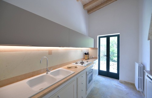 Il Monte Villa | En Salento, la hermosa Masseria San Rocco con piscina y amplio jardín.