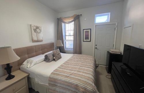 West New York Apartamento | Massive 7-Bedroom 4-Bathroom Duplex 20 min to NYC