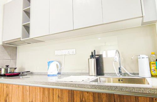 Taman Pertama Apartamento | Massive KL View at M-Vertica by HCK