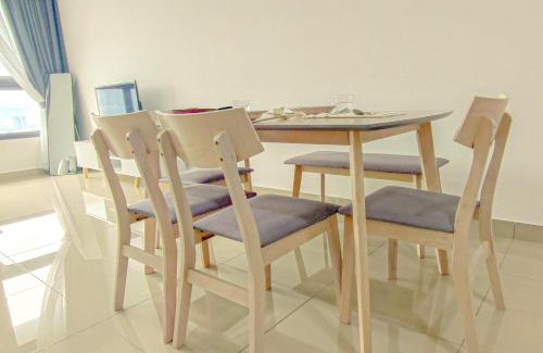 Taman Pertama Apartamento | Massive KL View at M-Vertica by HCK
