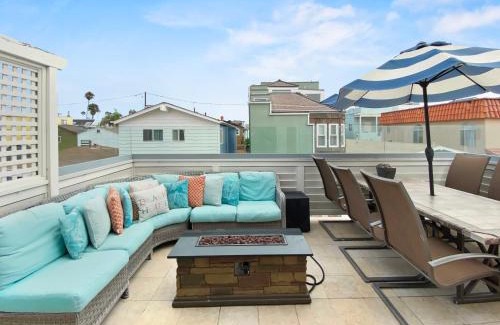 Mission Beach Casa | Massive Mission Beach Home - Fire Pit & Deck