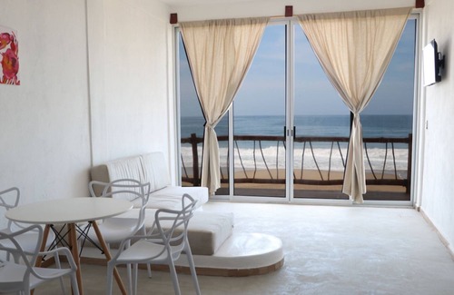 Ixtapa - Zihuatanejo Hotel | Master Suite Vista al Mar