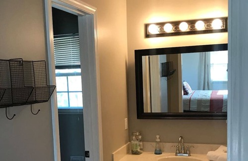 Antioch Casa | Master Suite by the Lake