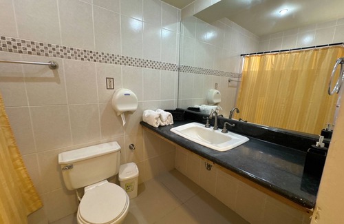 Sector 1 Nor-Oeste Condominio | Master Suite Oro #1