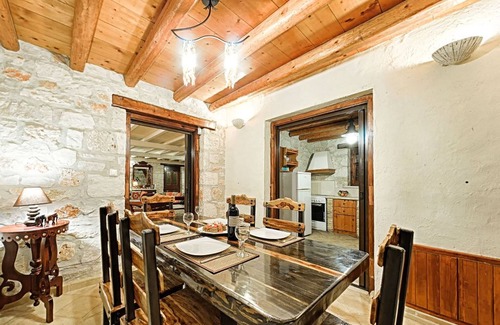 Skinaria Casa | Master Suite (Main building 1STF)