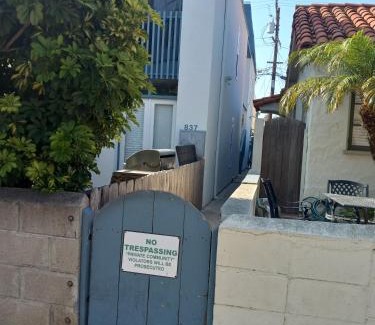 Mission Beach Casa | Master SUITE STEPS TO BAY & BEACH