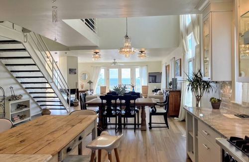 Prides Crossing Casa | Master Suite with magnificent views of the ocean