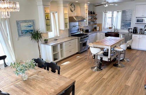 Prides Crossing Casa | Master Suite with magnificent views of the ocean